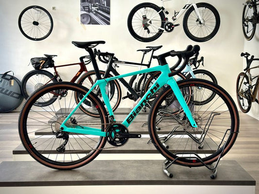 Bianchi Impulso Comp 2023 usata — vista laterale