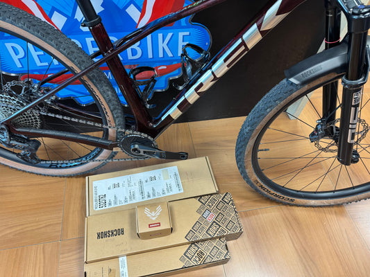 Trek Procaliber 9.7 Axs Gen 3 2025 usata — vista laterale