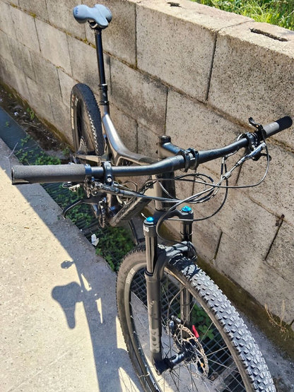 Orbea Oiz M30 — gruppo Shimano Deore XT, taglia XL