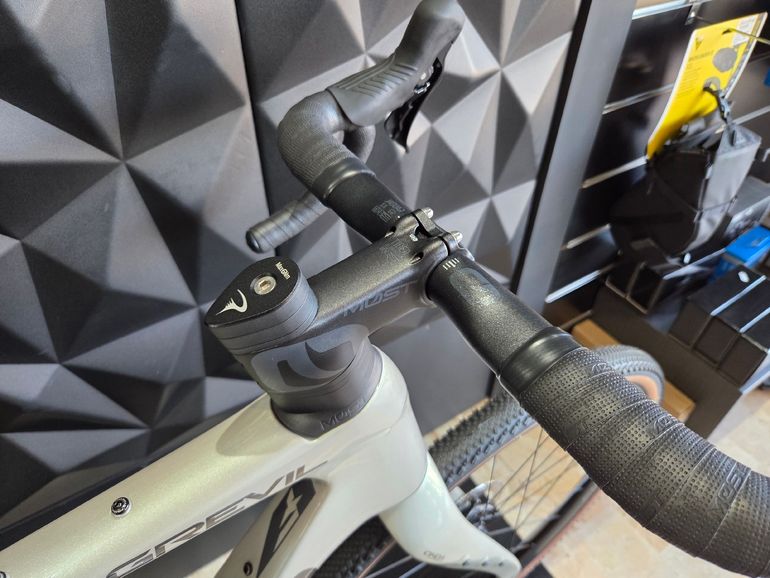 Pinarello Grevil F1 610 2025 usata — dettaglio