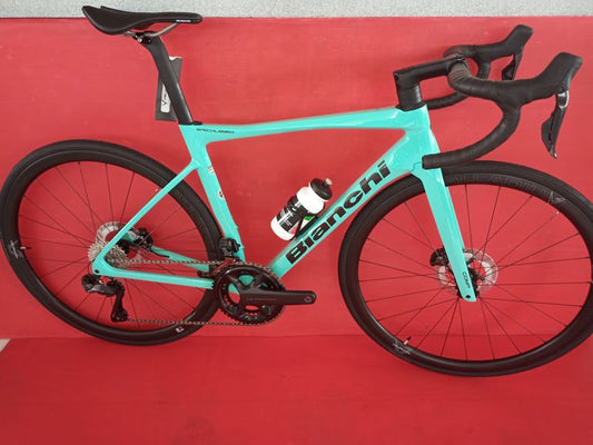 Bianchi Specialissima Comp 2024 usata — vista laterale