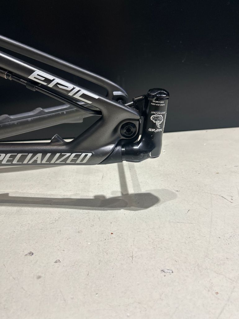 Specialized Epic 2023 usata — dettaglio