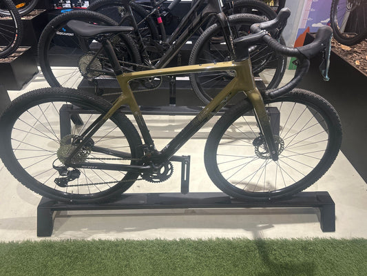 Scott Addict Gravel 40 2026 usata — vista laterale