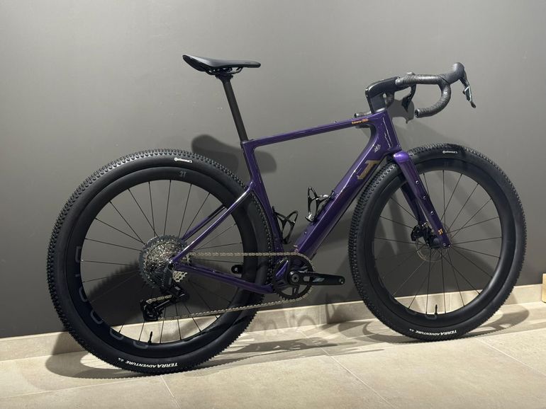 3T Extrema Italia E1 — gruppo SRAM Rival eTap AXS, taglia M
