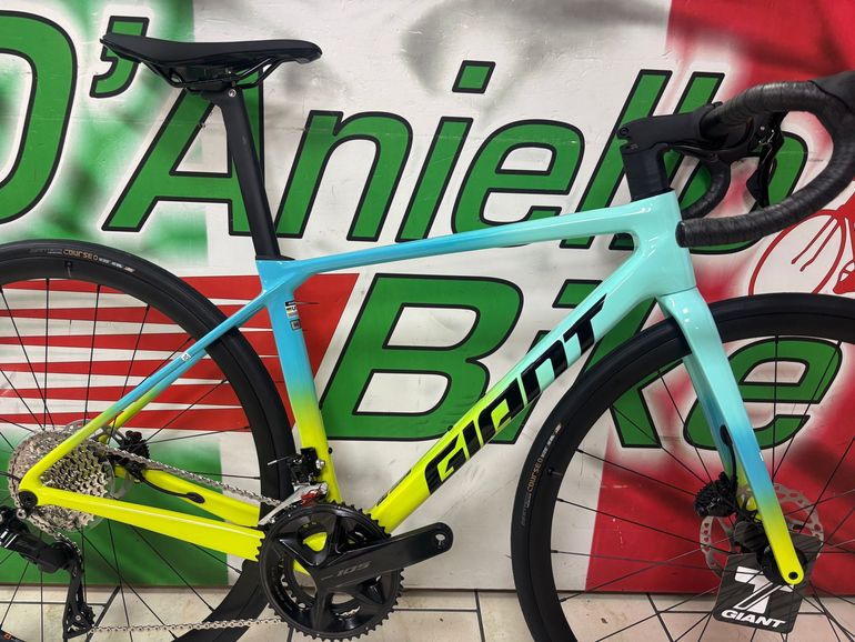 Giant Tcr Advanced 2 2025 usata — vista laterale