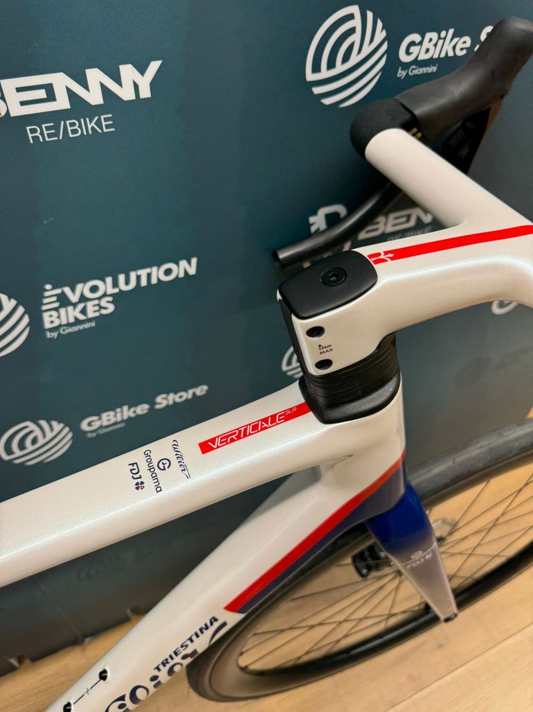 Wilier Triestina Verticale Slr 2025 usata — dettaglio