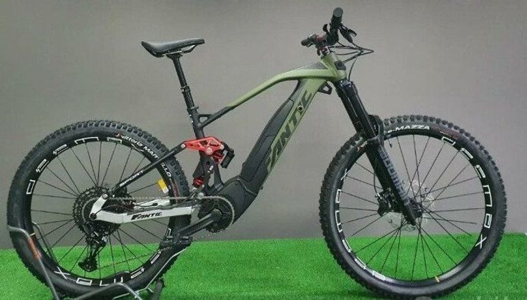 Fantic Xef 1.8 Sport 2024 usata — vista laterale