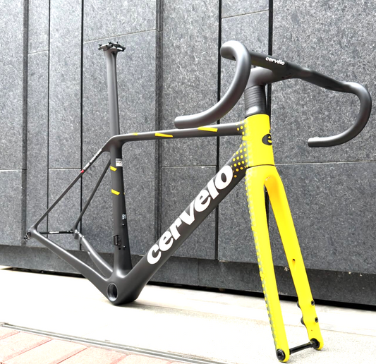 Cervelo R5 2026 usata — vista laterale