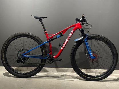 Wilier Triestina Urta Slr 2024 usata — vista laterale