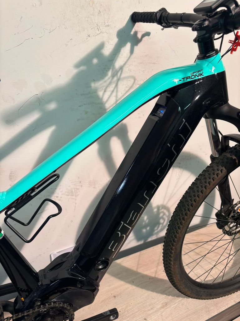 Bianchi T-Tronik Sport 9.2 - Altus 2022 usata — dettaglio