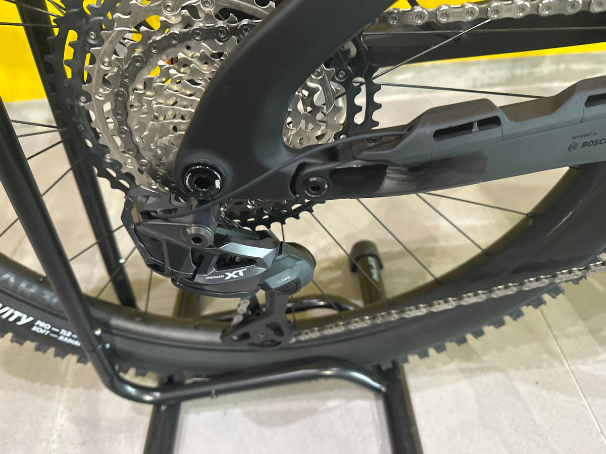 Cube Ams 2027 usata — dettaglio