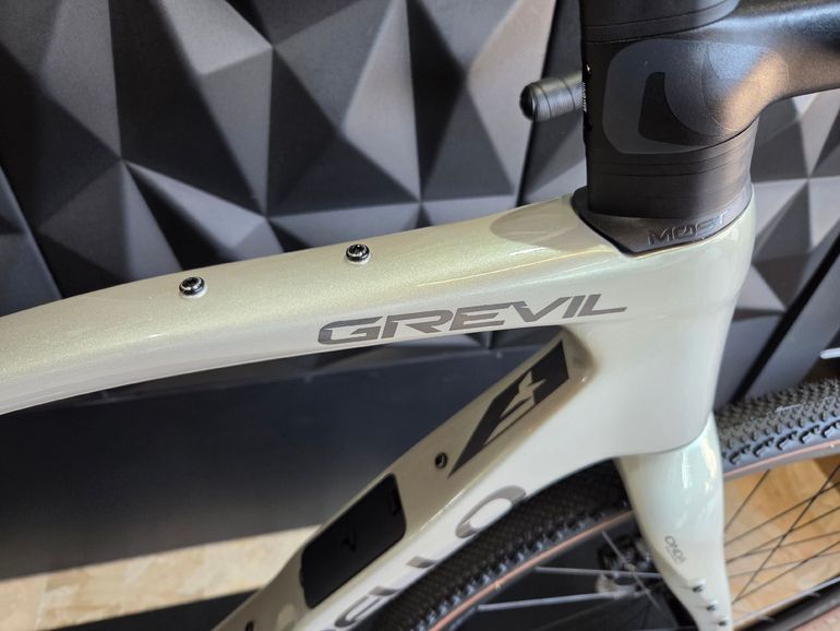 Pinarello Grevil F1 610 2025 usata — dettaglio