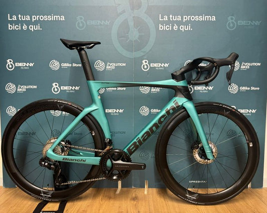 Bianchi Oltre Pro 2025 usata — vista laterale
