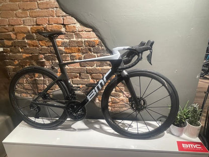 BMC Teammachine R 01 Two 2024 usata — vista laterale