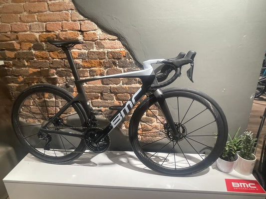 BMC Teammachine R 01 Two 2024 usata — vista laterale