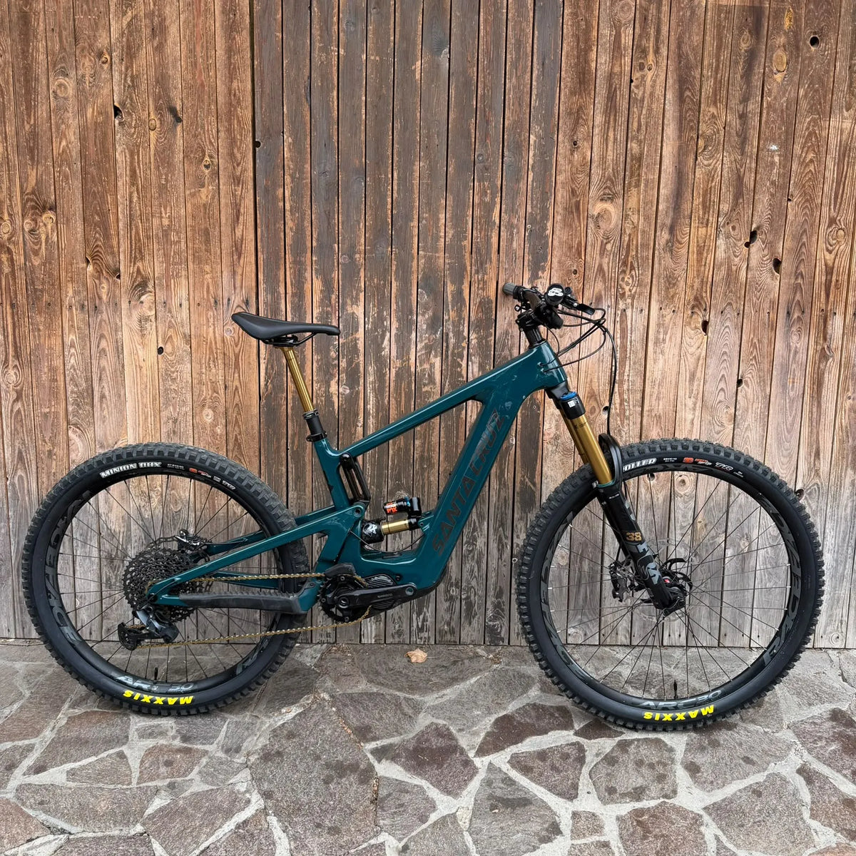 Santa Cruz Bullit Rsv 2024 usata — vista laterale