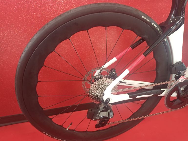 Aerotec D-One Carbon Road 12s 2024 usata — dettaglio