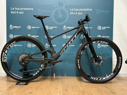 Scott Spark Rc 2024 usata — vista laterale
