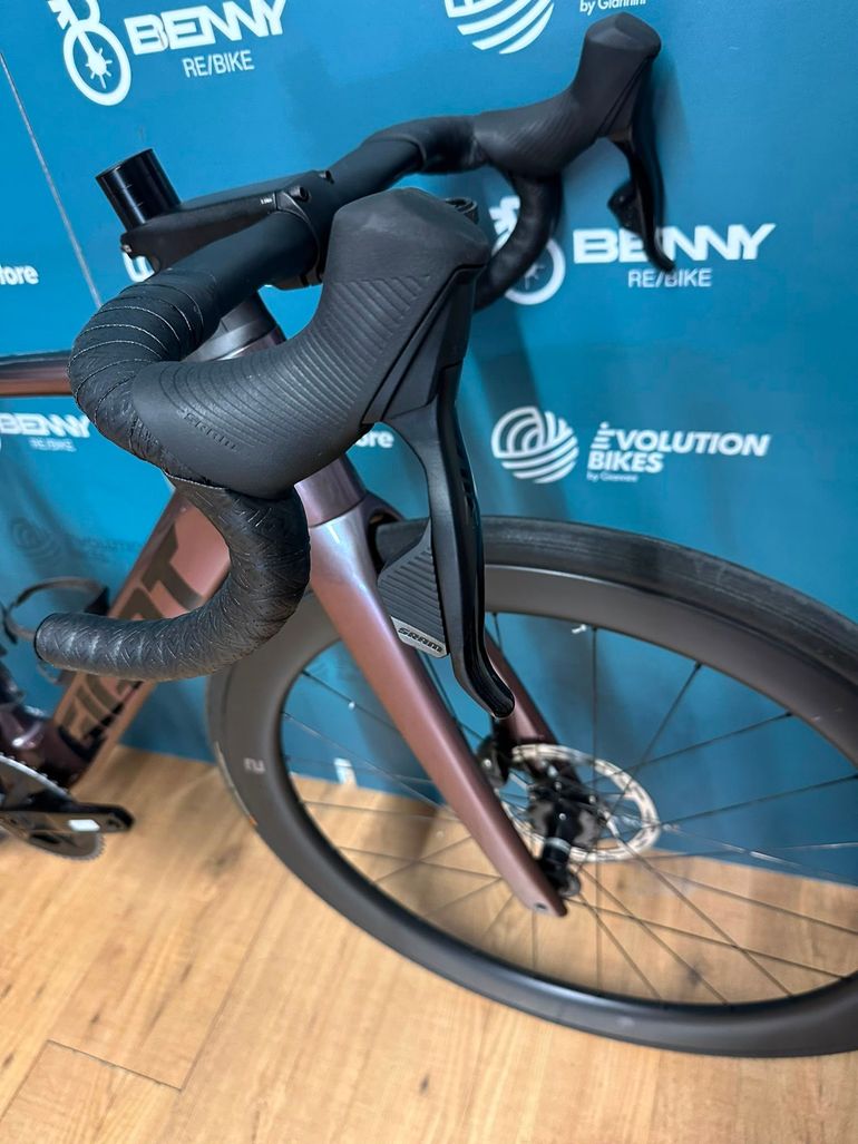 Giant Propel Advanced 1 2023 usata — dettaglio