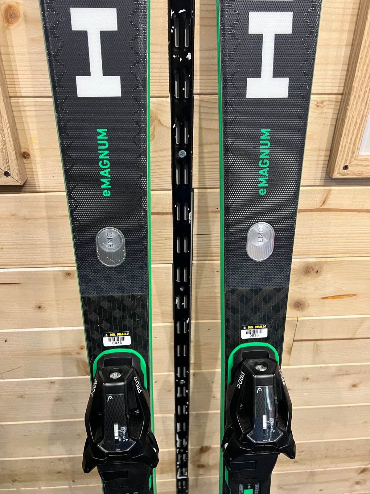 Head Supershape e-Magnum — attacco PRD 12 GW, Buone condizioni