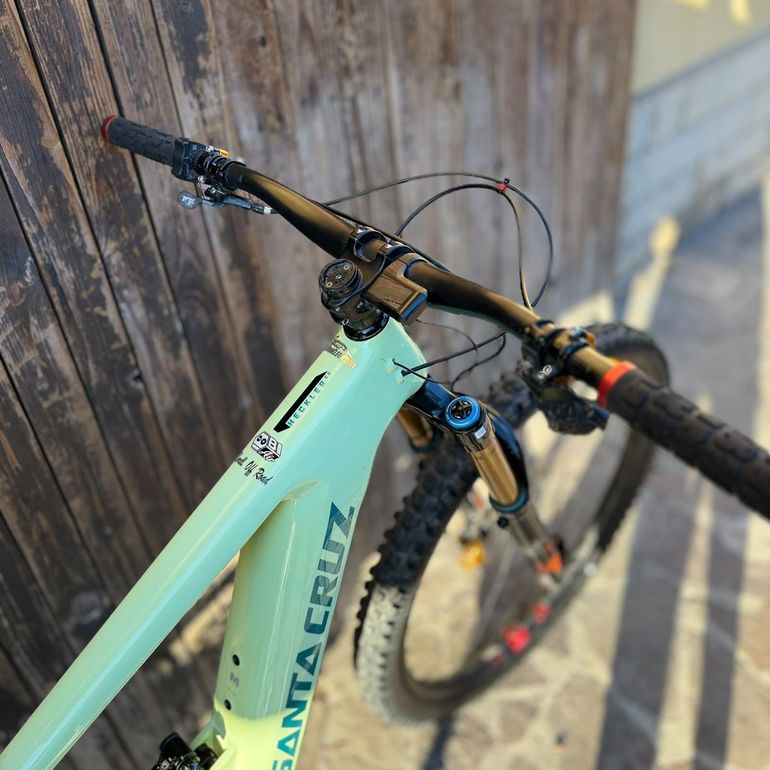 Santa Cruz Heckler 2025 usata — dettaglio