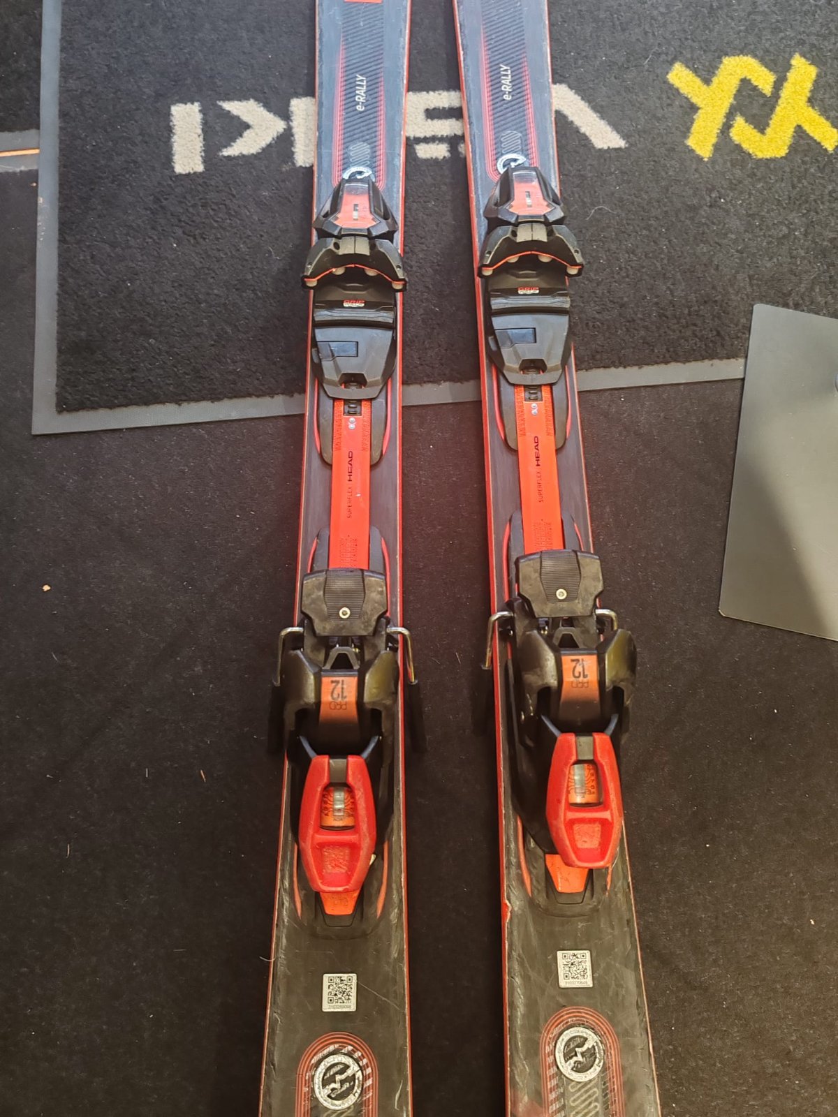 Head Supershape e-Rally 2024 — Da Pista usato