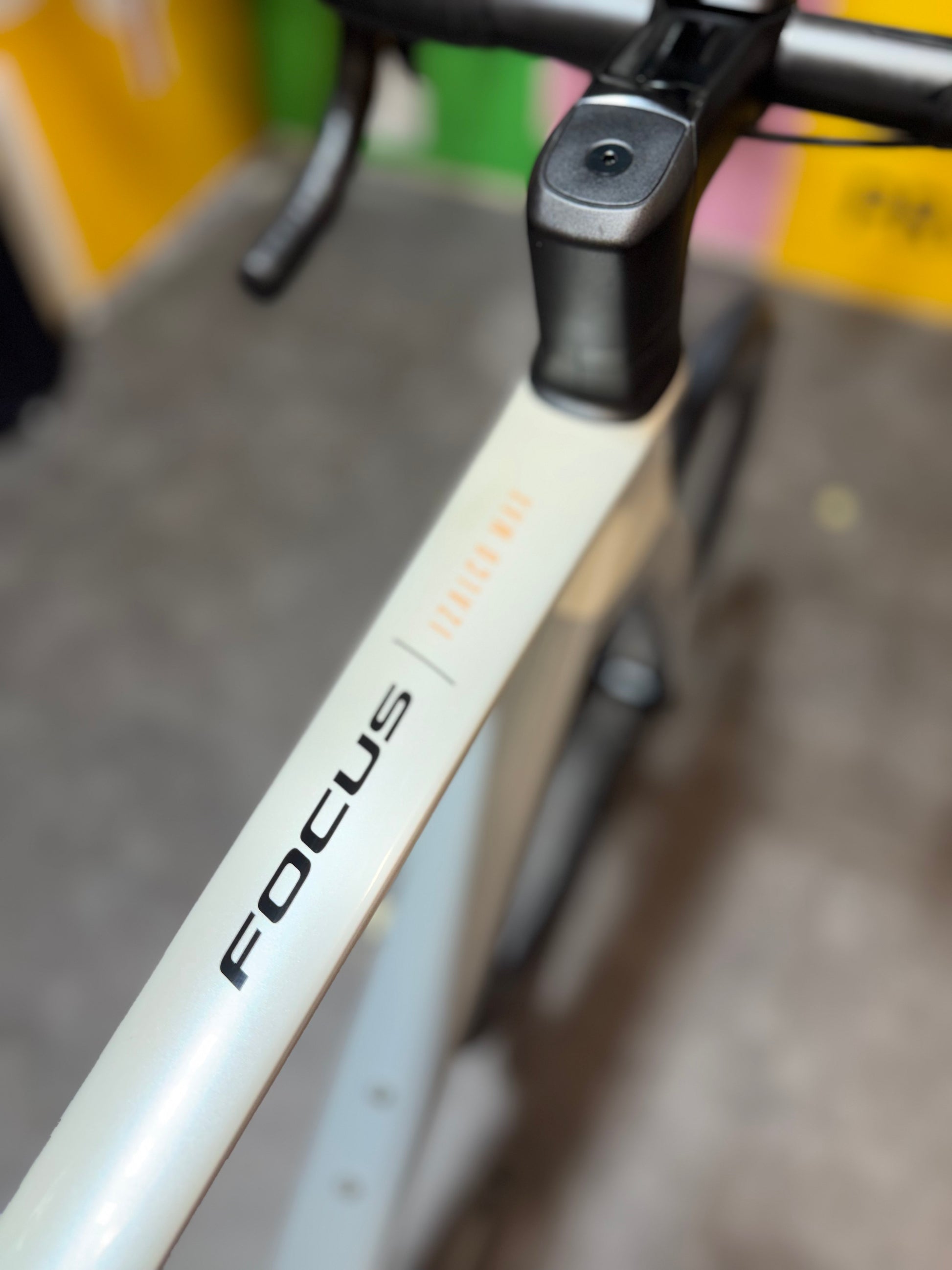 Focus Izalco Max 9.8 2024 usata — dettaglio