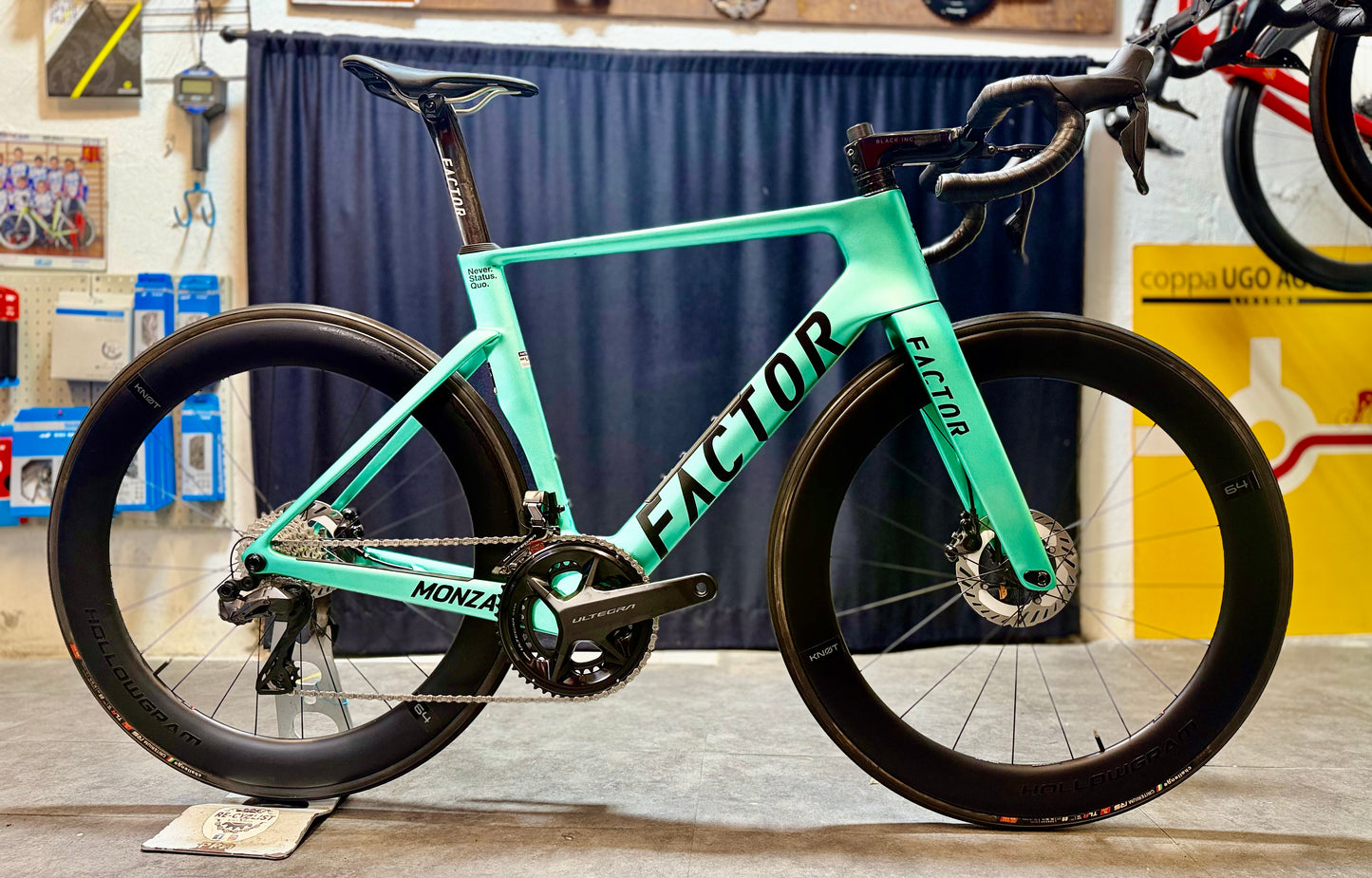 Factor Monza Steel 2025 usata — vista laterale