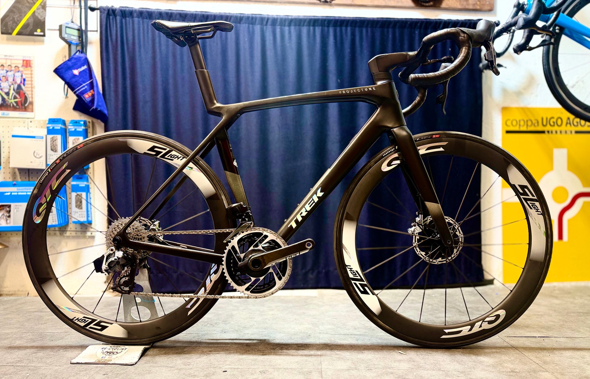 Madone Slr 9 Gen 8 Project One — gruppo SRAM Red AXS, taglia M\/L