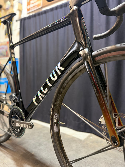 Lightweight O2 Vam 2024 usata — dettaglio