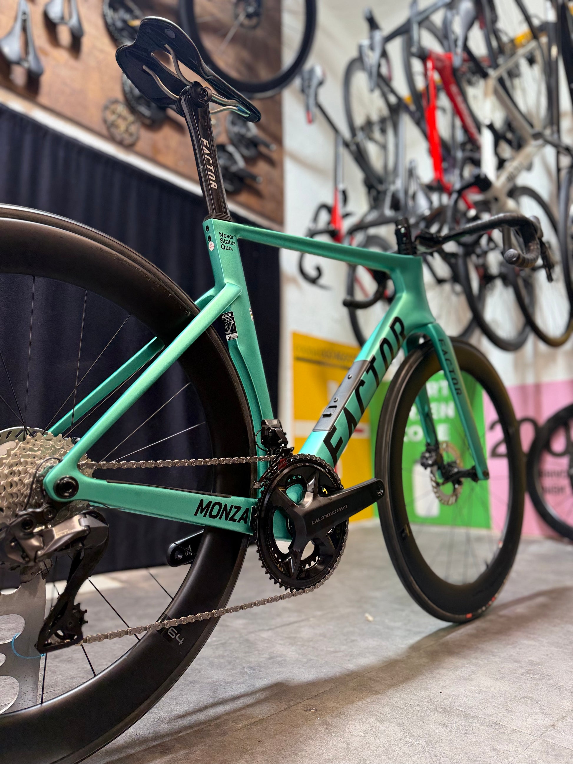 Factor Monza Steel 2025 usata — dettaglio
