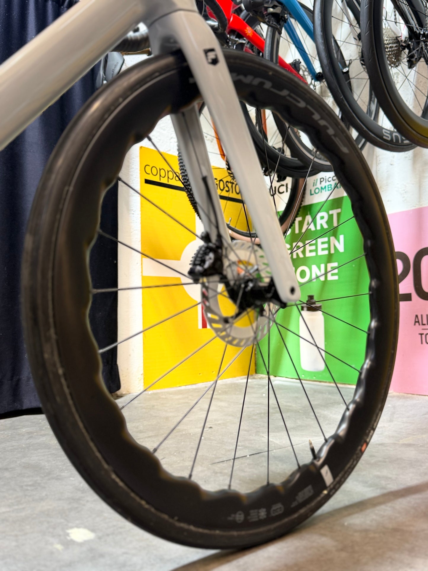 Focus Izalco Max 9.8 — telaio in Carbonio, Ottime condizioni