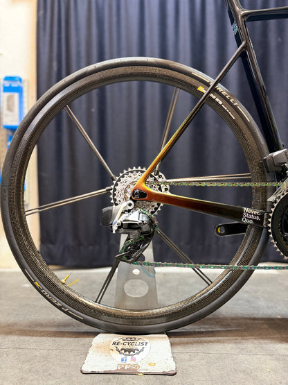 Lightweight O2 Vam 2024 usata — dettaglio
