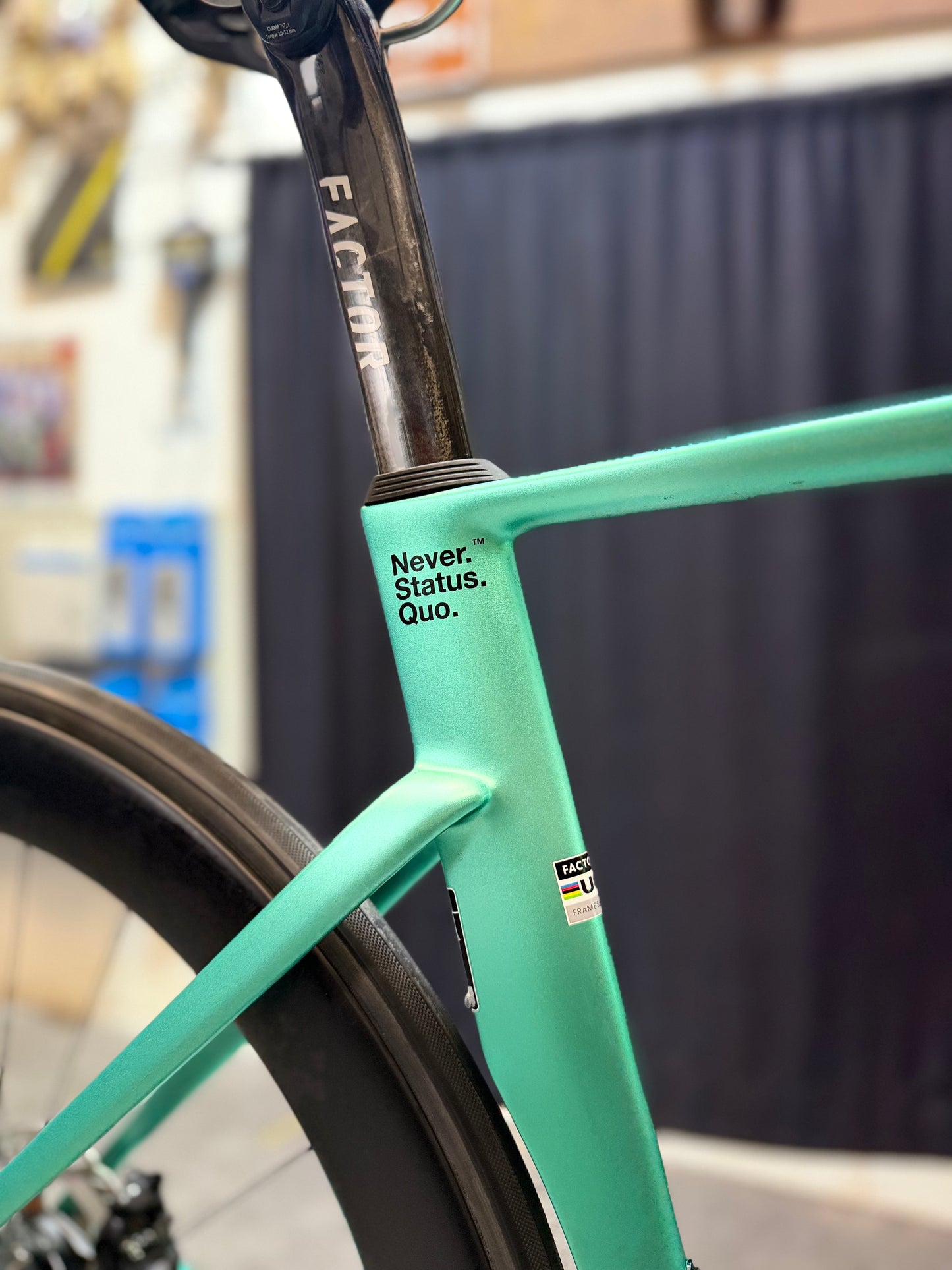 Factor Monza Steel 2025 usata — dettaglio
