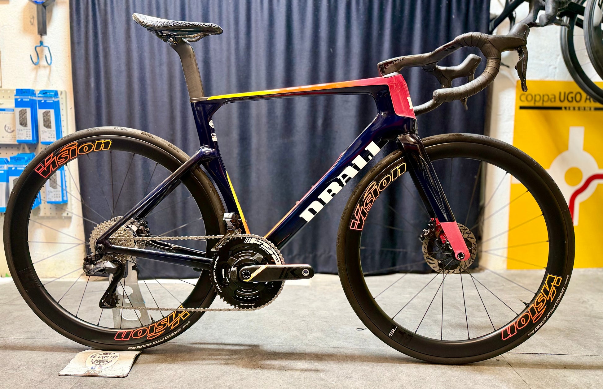 Iridio Team Repsol — gruppo Shimano Ultegra Di2, taglia 50