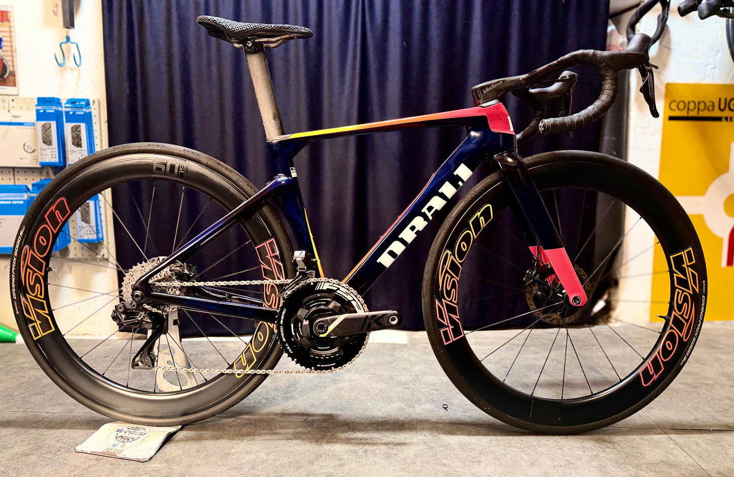 Iridio Team Repsol — gruppo Shimano Dura-Ace Di2, taglia 50