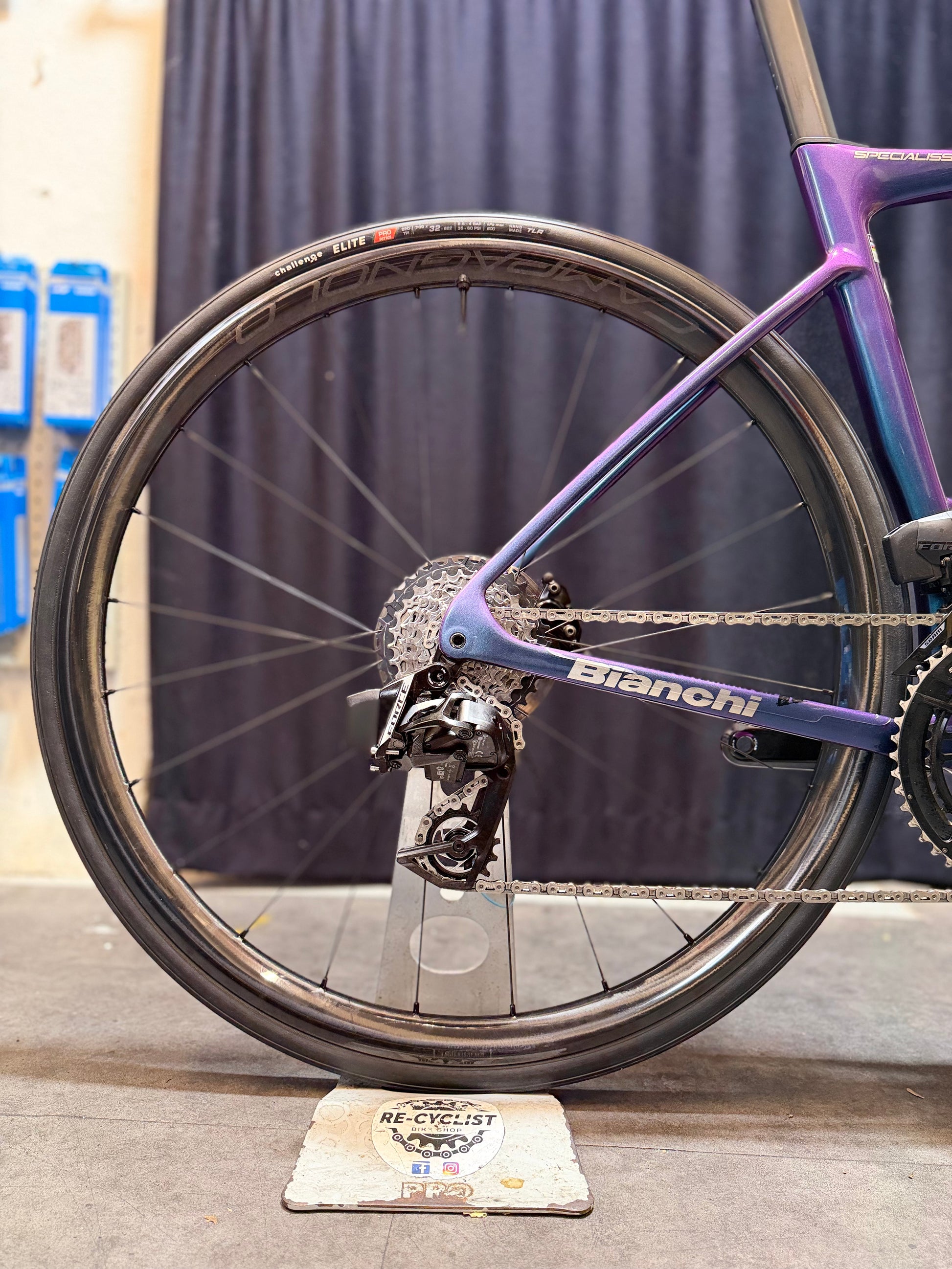 Bianchi Specialissima Pro 2026 usata — dettaglio