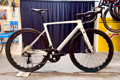 Focus Izalco Max 9.8 2024 usata — vista laterale