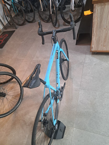 Canyon Endurace Cf 8 2023 usata