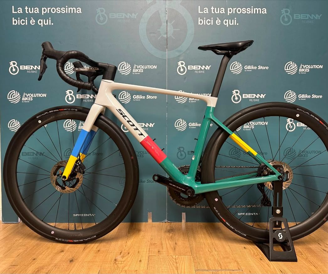 Scott Addict Rc Pro 2026 usata — dettaglio