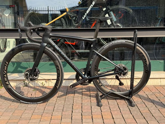 Specialized S-Works Tarmac Sl8 2025 usata — vista laterale