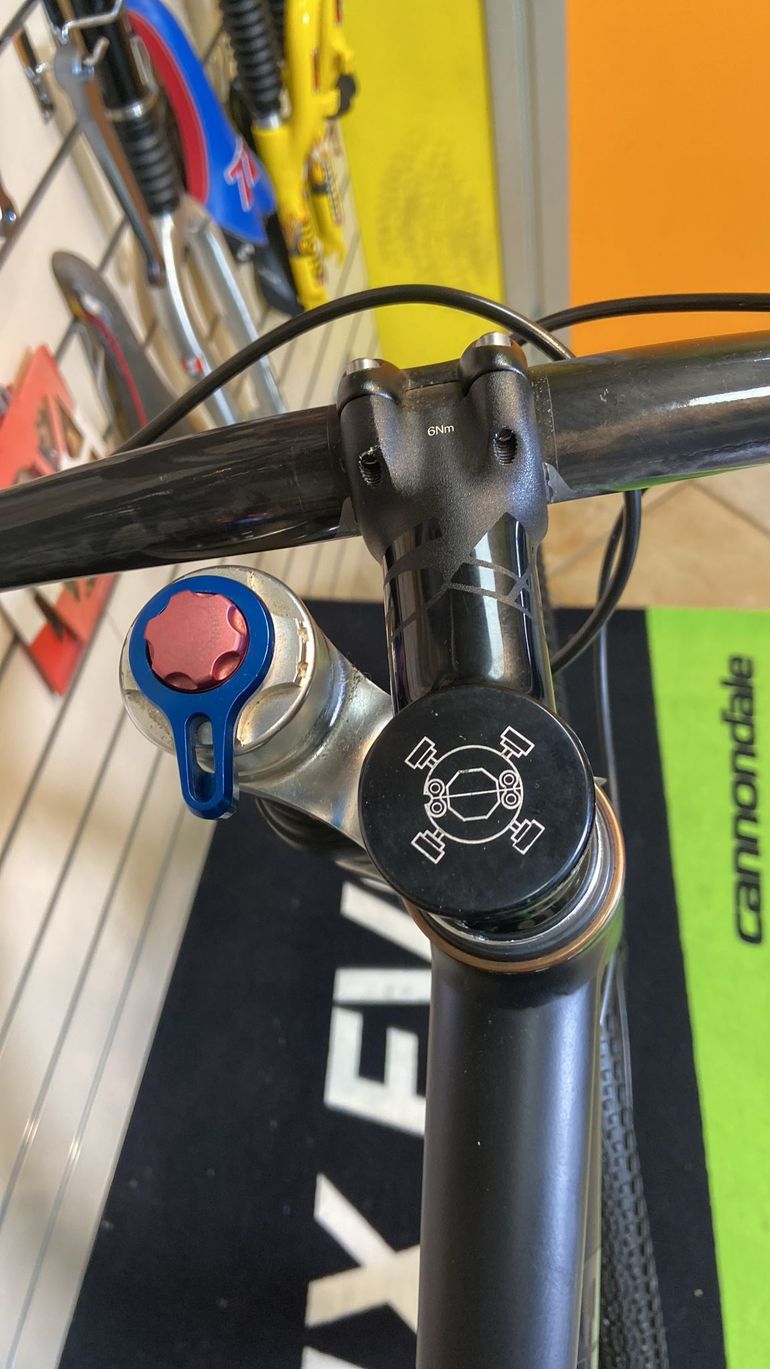 Cannondale Bad Boy 8 Lefty Carbon 2015 — Bici usata