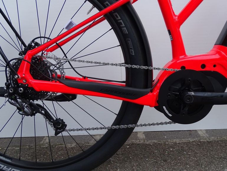 Cannondale Canvas Neo 2 Remixte — gruppo Shimano Alivio, taglia MD