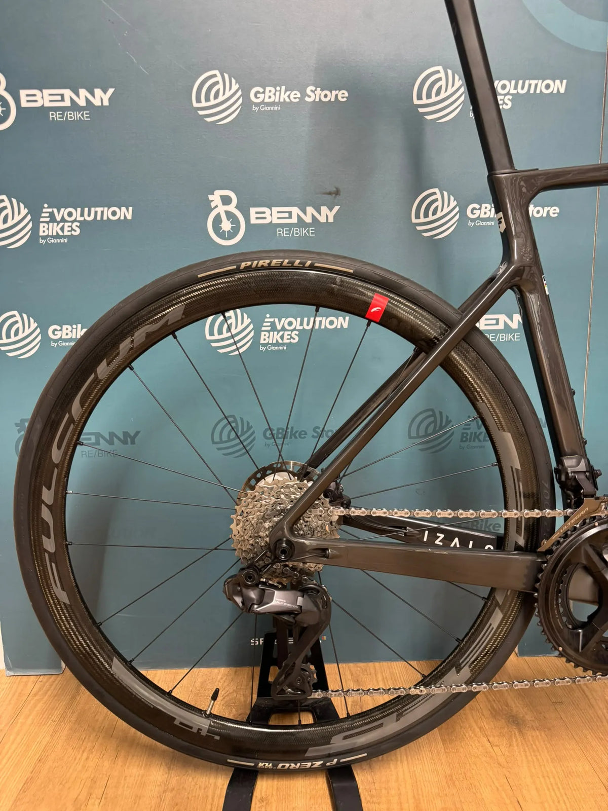 Focus Izalco Max 9.7 — gruppo Shimano Ultegra Di2, taglia M