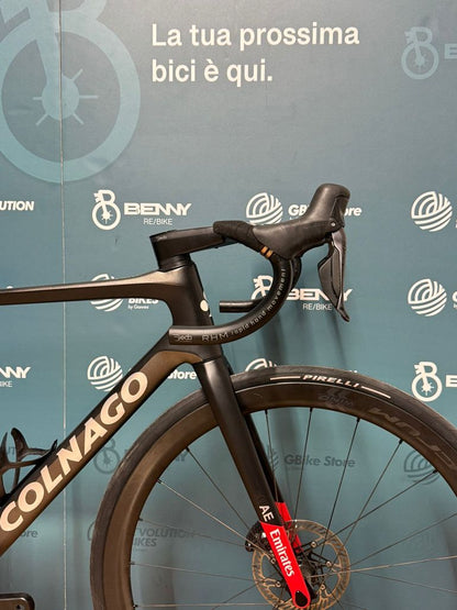 Colnago V4rs Uae Emirates 2024 usata — dettaglio