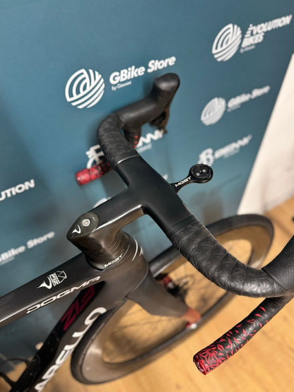 Pinarello Dogma 2022 usata — dettaglio