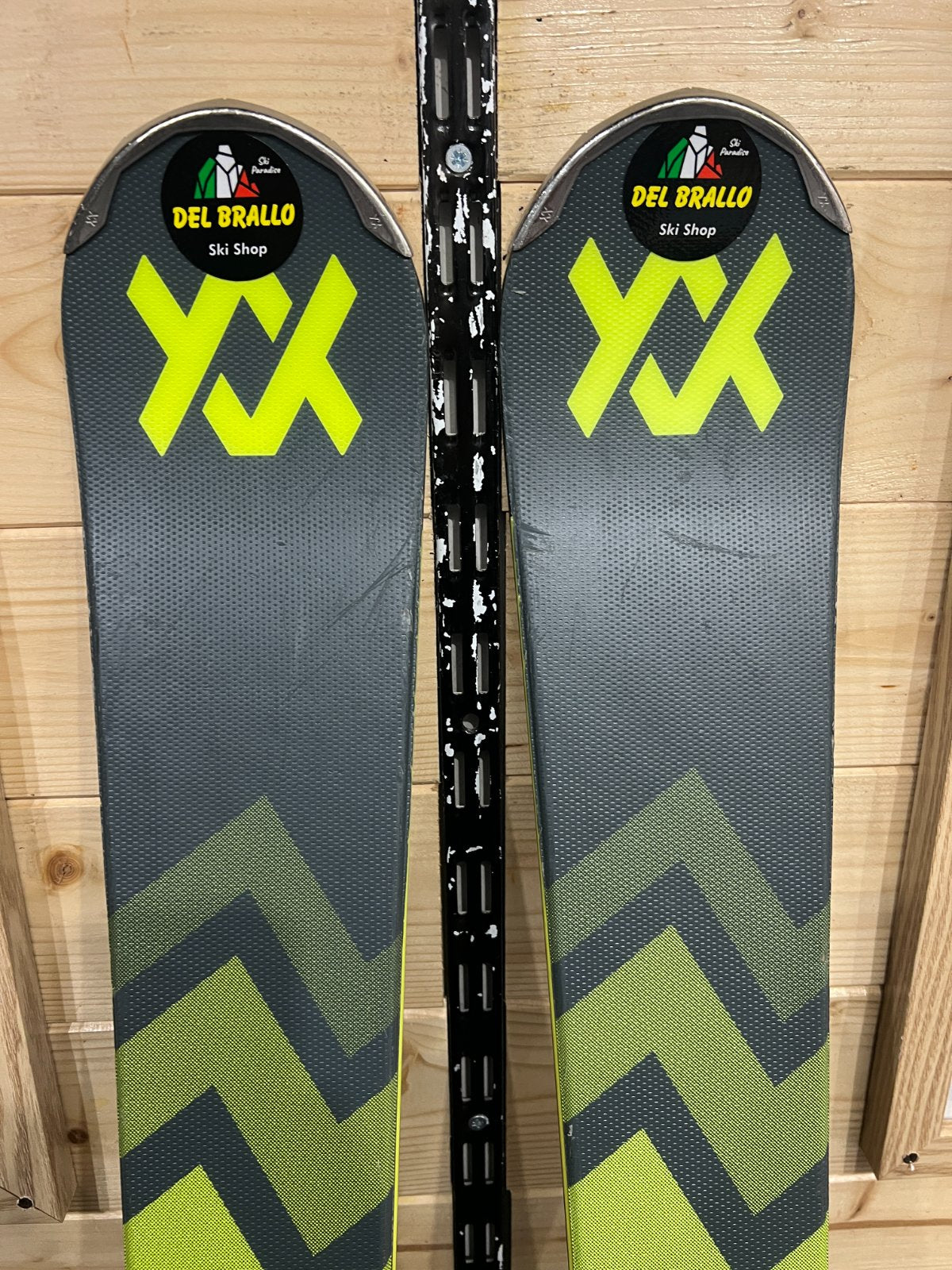 Volkl Racetiger SRX 2025 usato — dettaglio