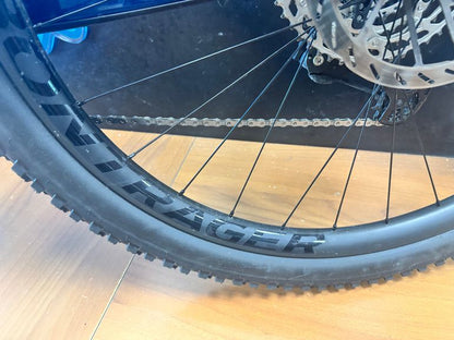 Trek Fuel Exe 9.8 2023 usata — dettaglio