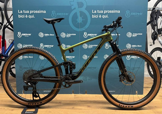 Giant Anthem Advanced Pro 29 1 2022 usata — vista laterale