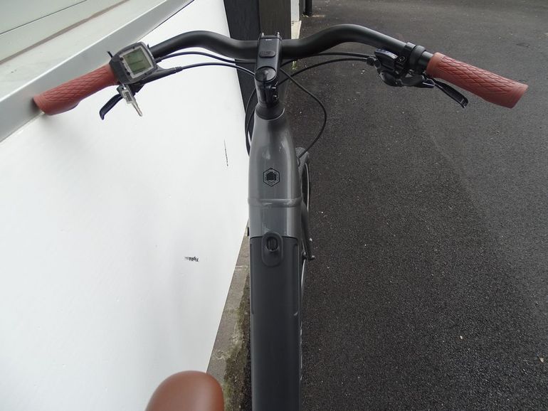 Cannondale Adventure Neo 4 — telaio in Alluminio, Nuovo